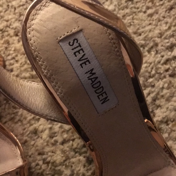 Rose Gold Steve Madden heels - Picture 3 of 3